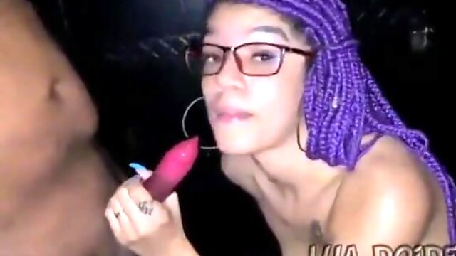 Esposa puta safada menage cabine