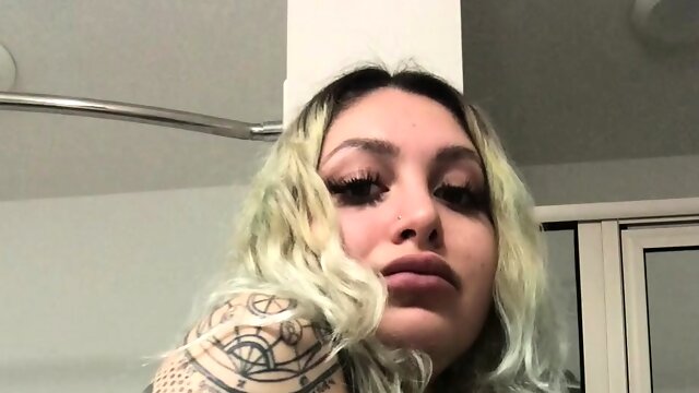 Blonde Housewife with big boobs masturbates with huge dildo