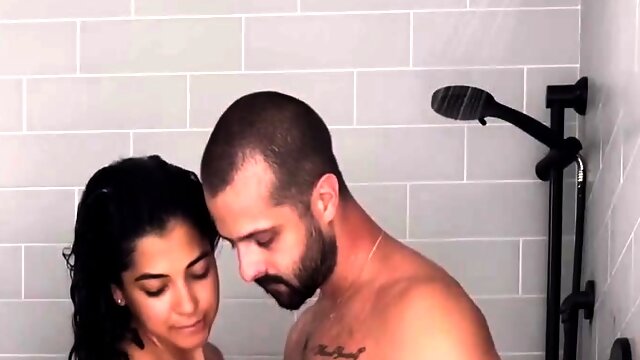 Petits Seins
