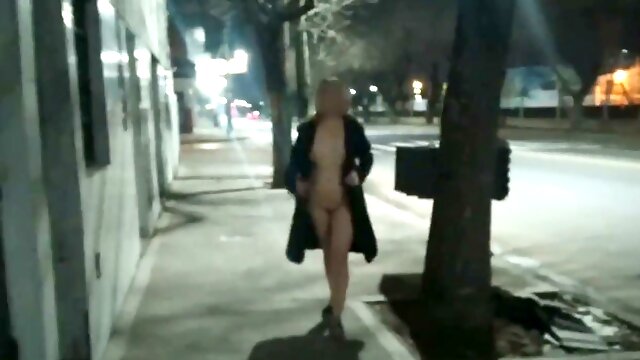 Nudisten
