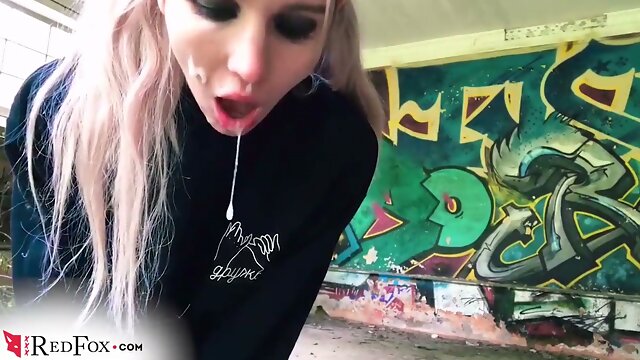 Tattooed blonde takes on a punk in gritty urban graffiti alley for rough outdoor encounter