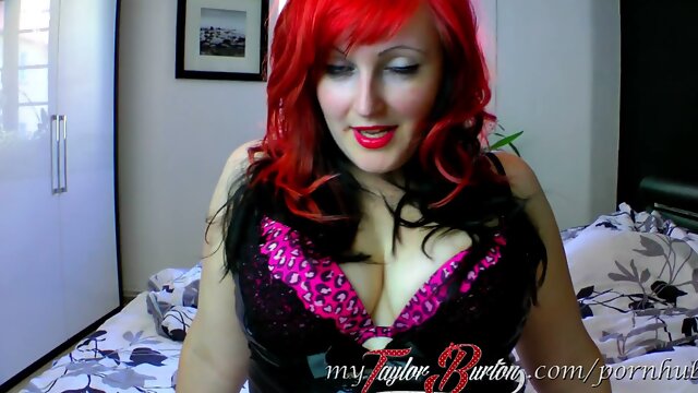 Taylor Burton flaunts her curves in tight latex and delivers filthy whispers for fetish lovers