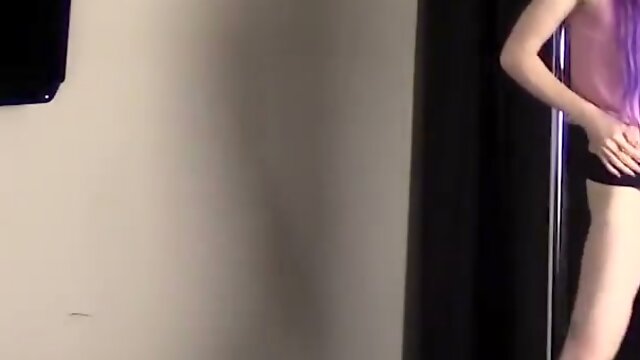 Skyla Pink dances with slow fire on the spinner pole for her own eyes first