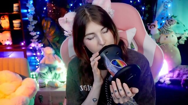 ASMR