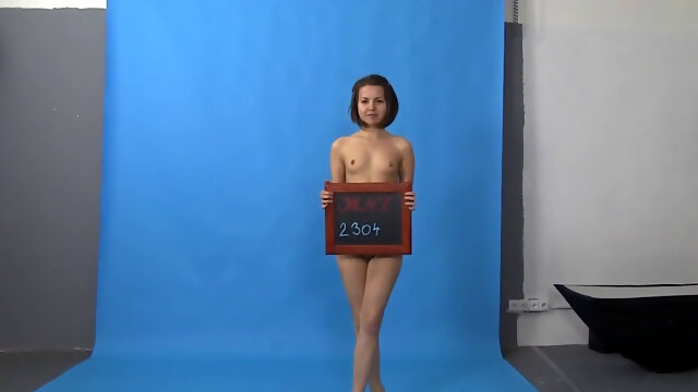 Kis Mell, Casting, Sztriptiz