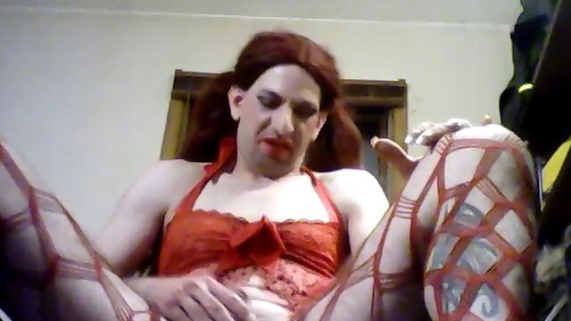 Crossdressing pee antics