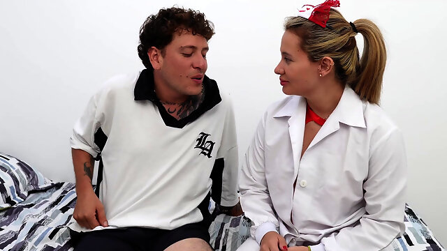 Doctors Recommendations: I Fuck Sick Gamer to Relieve His Pain - Karen Sleent & Nick Jowell