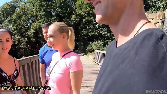 Gangbang, Casting