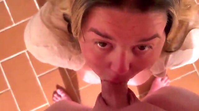 Jizz on tongue then fumbles in slit