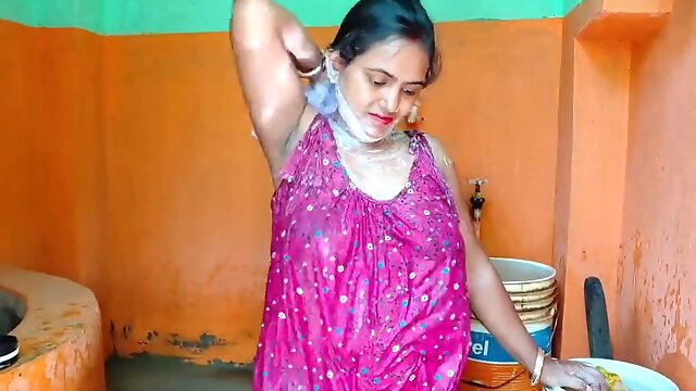 Mother, indian aunty, bhabhi indian