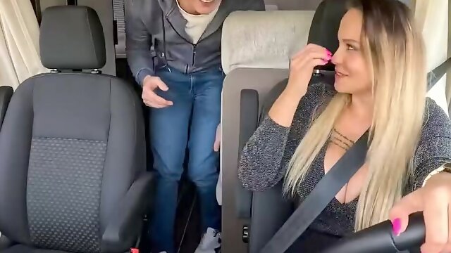 Bus
