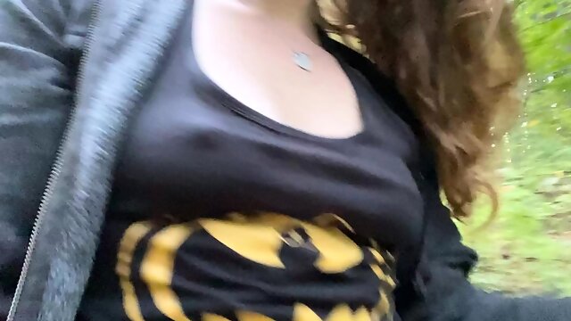 Amateur super hot brunette masturbating 3 mp4