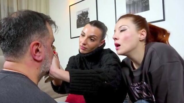 Φετιχ, Γυναικεία Κυριαρχία, Ποδια