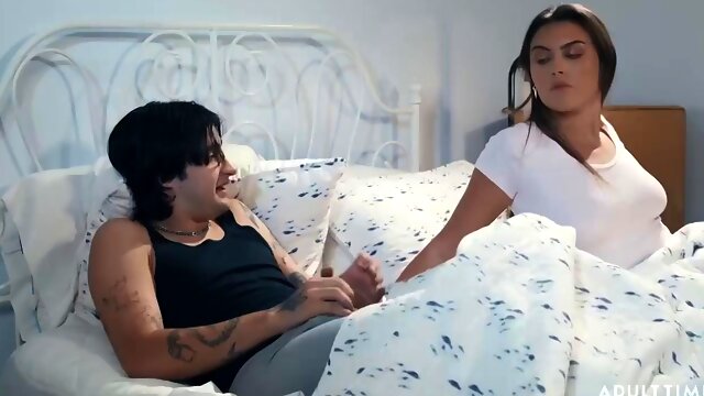 Selina Bentz Milf Family Taboo One Bed Zero Boundaries