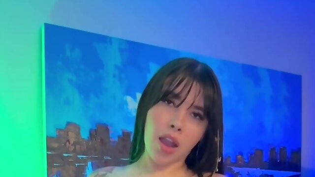 자지 거유