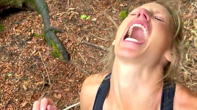 Blonde MILF Blowjob and Cumshot in Outdoor Woods
