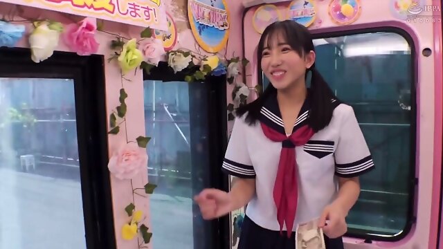 ローティーン, 日本