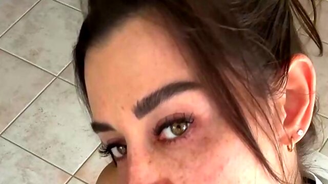 Estephania Ha Drills Her Nerdy Cunt With Transparent Dildo