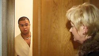 Mature bbw blonde seduces her young French neighbor 