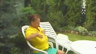 BBW busty granny gives a great blowjob