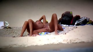 Beach Voyeur