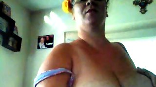 Granny nice huge boobs webcam