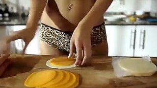 Nude Cooking