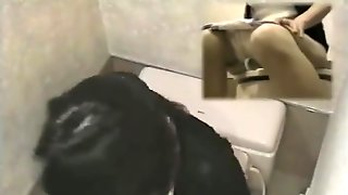 Japanese Toilet Masturbation