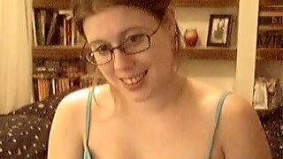 I’m a busty webcam tramp showing off