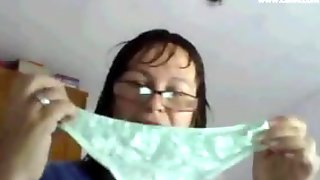 Busty mature bbws with glasses shows her ass online