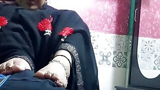 Full Video Orgasm Footjob Comshot on Legs Desi Indian Style, Indian Bhabhi Footjob Comshot on Legs