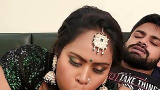 SUPERSTAR BODYBUILDER FUCKS DESI BHABHI WILD SEX