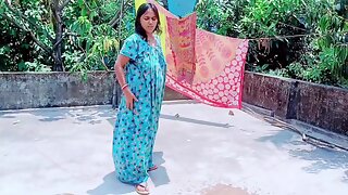 Desi Indian Bhabhi Gets Fucked By Ac Mechanic