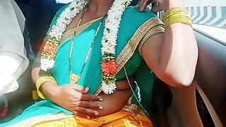 Indian beautiful stranger aunty car sex telugu dirty talks, కార్ లో దెంగులాట బూతులు