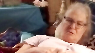 Shaving My Mom Pussy