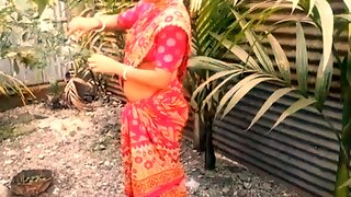 Indian Desi Bhabhi flower calect