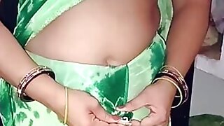 Sexy gunjan bhabhi wearing new saree and ready for fucking by her step brother