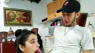 Amateur Video Of Beautiful Colombian Teen With Big Ass Having Hard Sex - Porn in Spanish