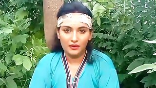 Indian desi girl sex with hindu boy in jungle