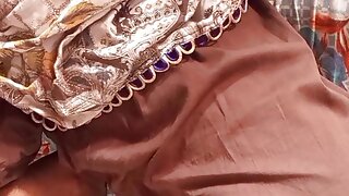 Pakistani boyfriend sucking girlfriend's