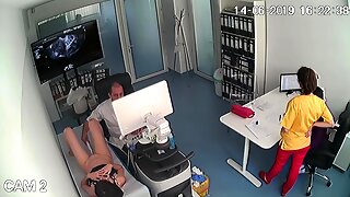 Frauenarzt Voyeur, Gynäkologe Versteckt