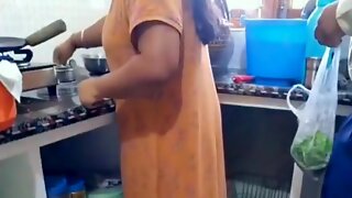 Indian Aunty Sex With Cooking Time