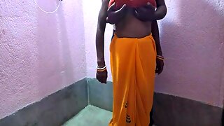 Indian Village Girlfriend Fuckng On Badroom In Ex Boyfriend