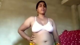 Desi Village House Wife Hot Video