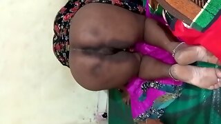 Indian Hot Bhabi Showing Big Ass And Big Pussy