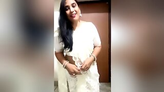 Rajasthani Bhabhi Fast Night Suhag Raat Me Hi Gand Me Land Dala Diya Desi Love - Devar Bhabhi And Hindi Sex