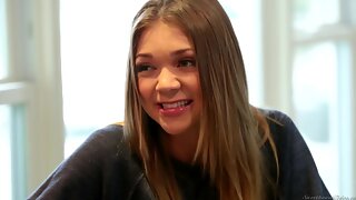 Pretty Lesbian Seduce