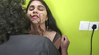 Chocolate Lick Romance By Vaishnavy And Sharun Raj, Chocolate Lick From Face, Neck,navel Hole,, Lips Etc, Saree Chocolate Lick