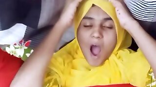 Beautiful muslim women fucked by his  hubby