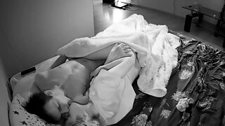 Nascosta, Guardoni, Amatoriale